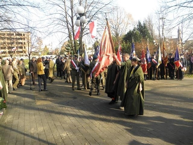 Święto Niepodległości 2014: 11 listopada w Myszkowie oddali hołd poległym [ZDJĘCIA]