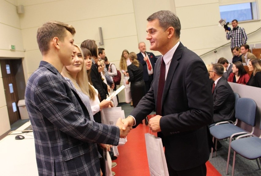 Studenci z Winnicy na Ukrainie otrzymali stypendia z budżetu Kielc 