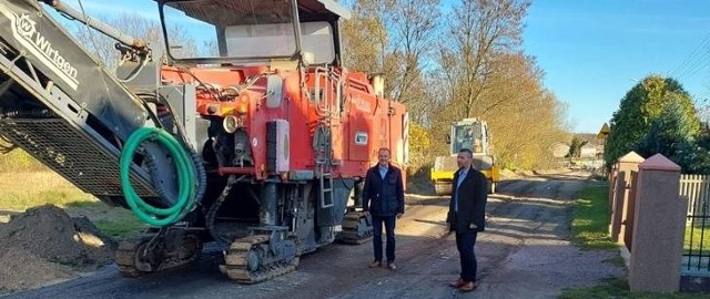 Dobiegają końca prace remontowe na drodze w Wólce Pętkowskiej w gminie Bałtów.