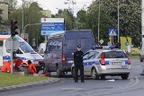 Akcja ratunkowa na rondzie Korfantego w Łodzi. Kierowca miał zawał [ZDJĘCIA]