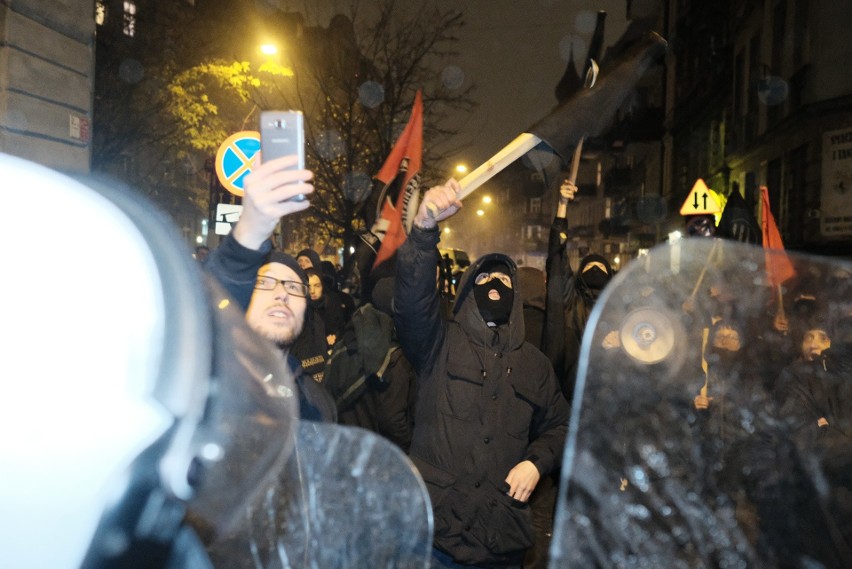 Manifestacje w centrum [ZDJĘCIA, RELACJA]