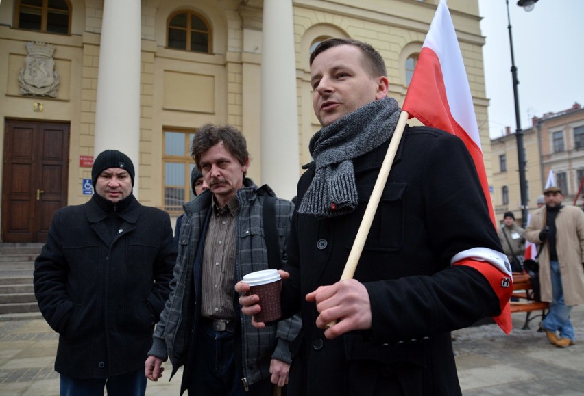 Lublin. Dwie pikiety w sprawie medycznej marihuany (ZDJĘCIA, WIDEO)