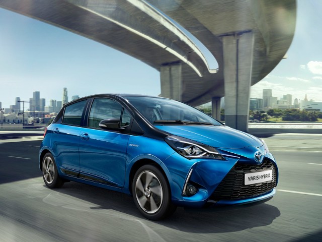 Car of The Year 2021. Wygrała miejska hybryda - Toyota Yaris