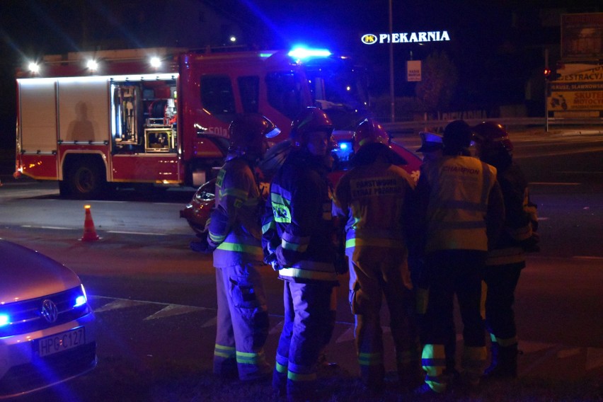 Wypadek na skrzyżowaniu DK 94 z ulicą Kościuszki w Olkuszu