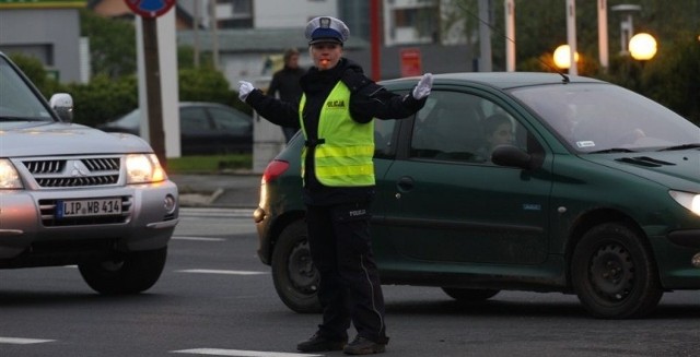 Skrzyżowanie Partyzanckiej i Wrocławskiej.