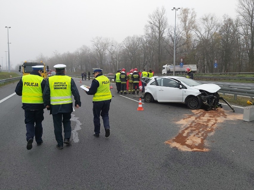 Wypadek na A4 w Katowicach okazał się śmiertelny. Zginął...