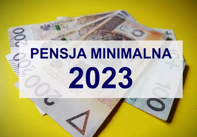 Płaca minimalna w Polsce niebawem zostanie podwyższona. Obecnie wynosi około 2710 złotych na rękę. W związku z wysoką inflacją, zaplanowano jednak podwójną podwyżkę w 2023 roku. Kiedy wzrośnie pensja minimalna i ile wyniesie? Oto szczegóły ▶▶