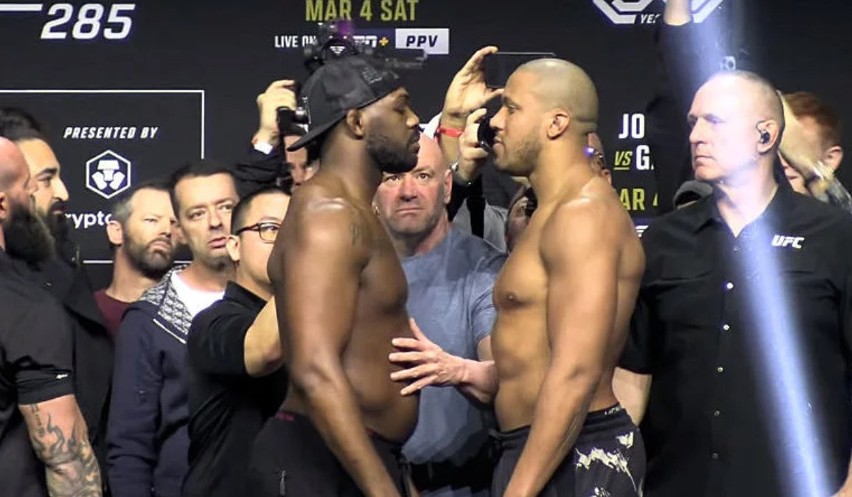 UFC 285: Jon „Bones” Jones vs. Ciryl „Bon Gamin” Gene o...