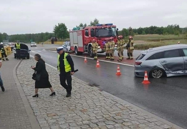 Znowu zderzenie na obwodnicy Daleszyc. Tym razem renault i kia