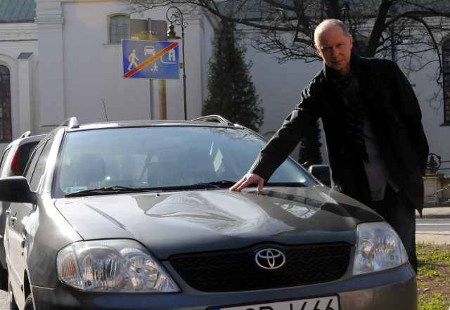 Andrzej Krasa nie zlecił jeszcze naprawy samochodu. Liczy, że zrobi to za pieniądze otrzymane od ubezpieczyciela.