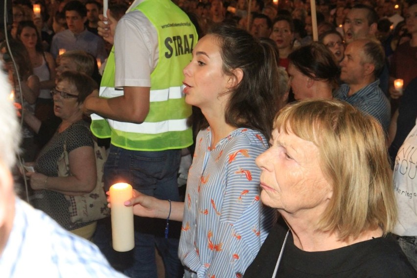 10 tysięcy osób protestowało we Wrocławiu w obronie sądów