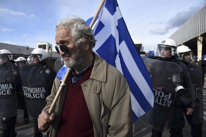 Grecy nadal protestują przeciwko kompromisu ws. zmiany nazwy Macedonii