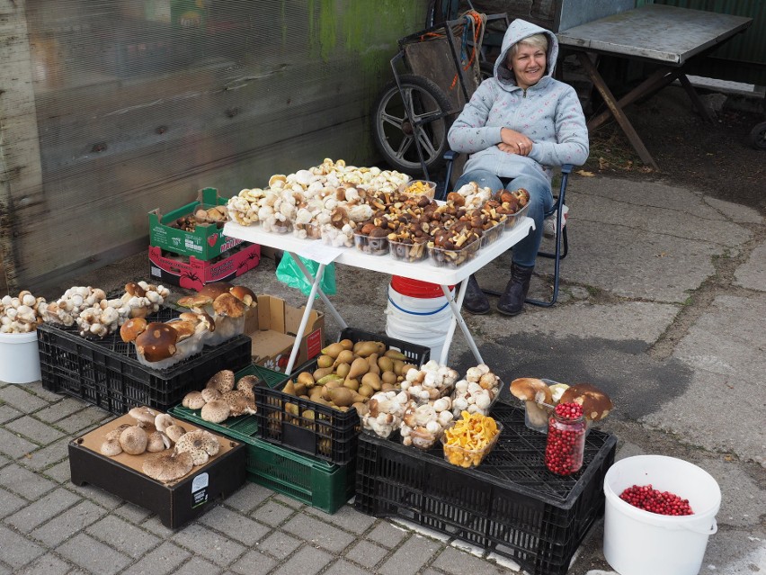 W piątek na placu przy ul. Połczyńskiej w Koszalinie jak...