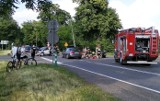 Mazda zderzyła się z mercedesem w Gorzowie Wlkp. Trzy osoby trafili do szpitala. Droga była zablokowana