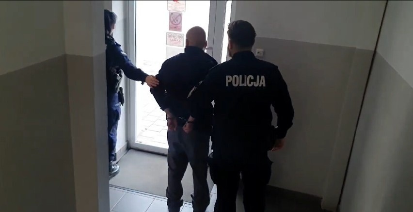 W sobotę, 14 stycznia, policjanci z Gniezna otrzymali...