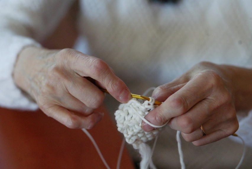 Prezenty na Dzień Babci: Akcesoria do robienia na drutach...