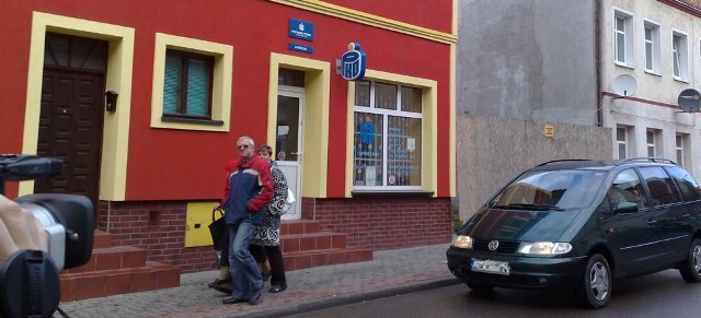 Agencja PKO przy ulicy Pocztowej w Darłowie. Przed nią doszło do napadu. Dziś jest zamknięta.
