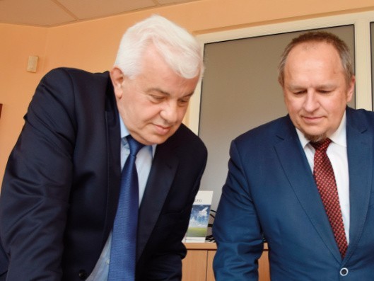 Prezes Mirosław Matyszczak i wiceprezes Artur Sokołowski śmiało kreślą nowe plany inwestycyjne spółki. Jedną z takich inwestycji ma być Jurajski Agrofresh Park