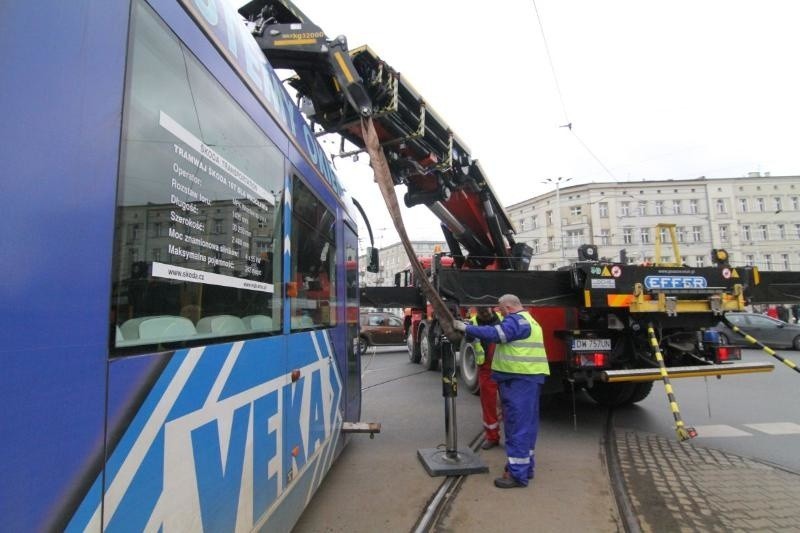 Wykolejenie Tramwaju na pl. Legionów, Wrocław, 10.03.2016