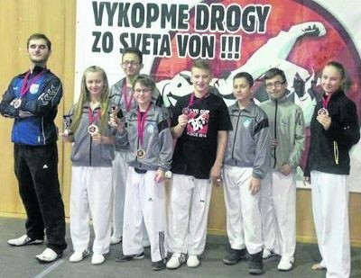 Reprezentacja Świętokrzyskiego Klubu Taekwondo po zawodach w Koszycach.
