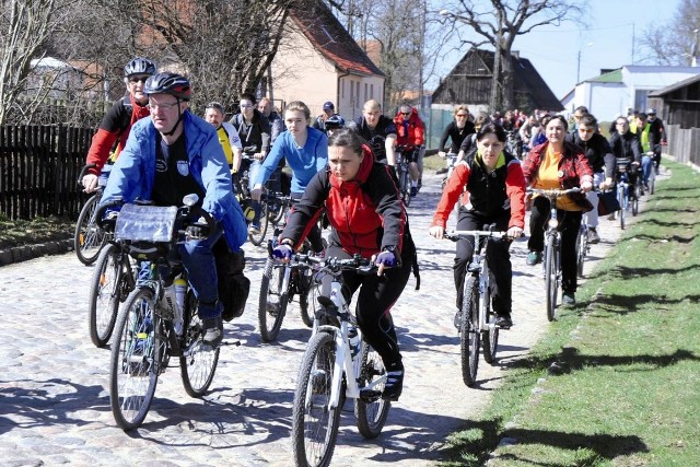 Miłośnicy wypraw rowerowych w sobotę i niedzielę będą mogli zwiedzić dwie gminy. Fot. Marcin Kamiński  