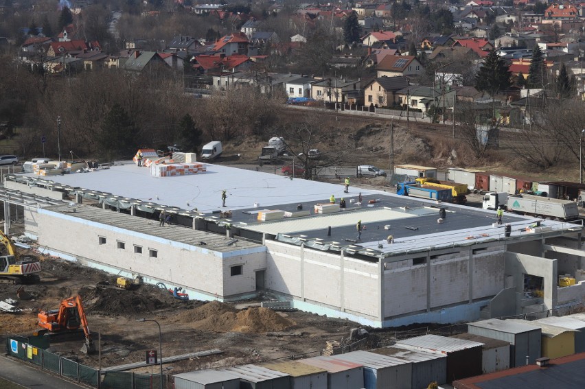 Lidl powstaje w Dąbrowie Górniczej u zbiegu al. Zagłębia...