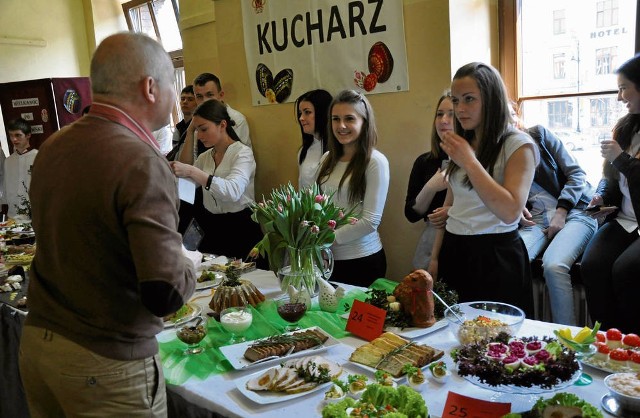 W konkursie zmierzyło się ponad 20 drużyn