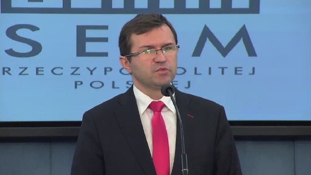 Zbigniew Girzyński w grudniu 2014 r .zrezygnował z członkostwa w PiS.