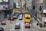 Tour de Pologne w Katowicach: kierowcy zlekceważyli zakazy parkowania