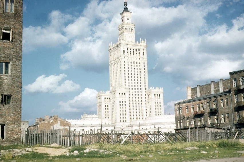 Tak Pałac Kultury i Nauki wglądał w 1958 r.