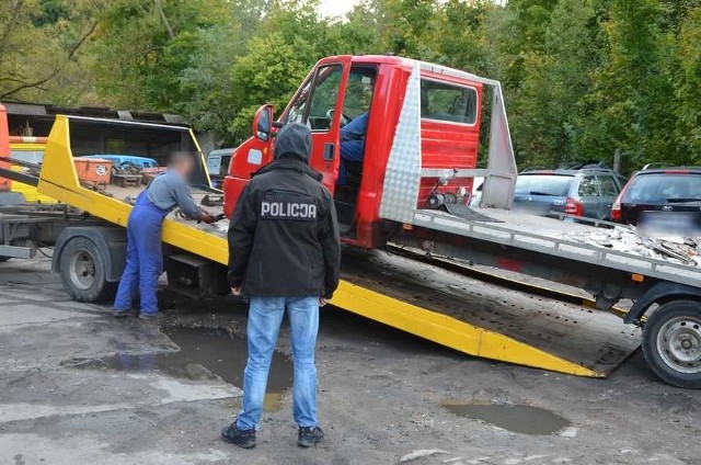 Policjanci  zatrzymali w Kolbudach 25-letniego mieszkańca Gdańska oraz zabezpieczyli lawetę