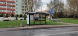 Nowe wiaty na przystankach w Dąbrowie Górniczej. Montuje je Metropolia GZM. Niestety, wandale już dają znać o sobie  