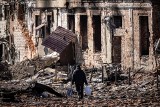 Zmasowane bombardowania i ostrzał Doniecka. Rozpoczęła się druga faza wojny na Ukrainie