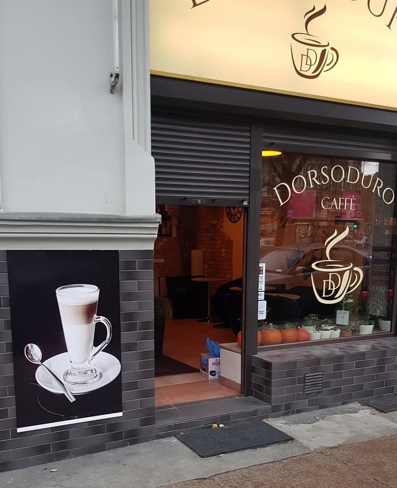 Caffe Dorsoduro, kawiarnia z domowymi wypiekami....