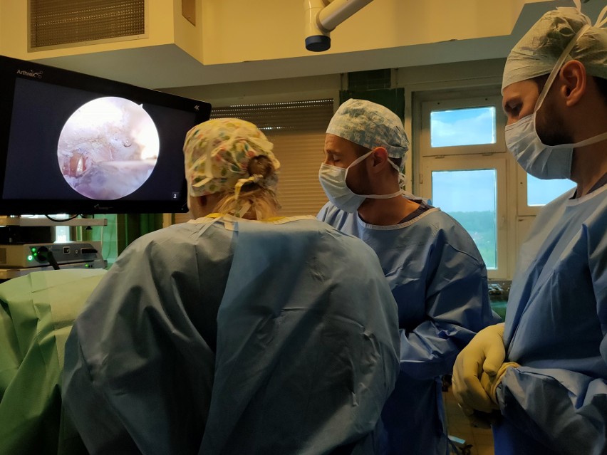 Nowoczesne artroskopie stawu barkowego w szpitalu Megrez w Tychach. To pierwsze tego typu zabiegi w tej placówce