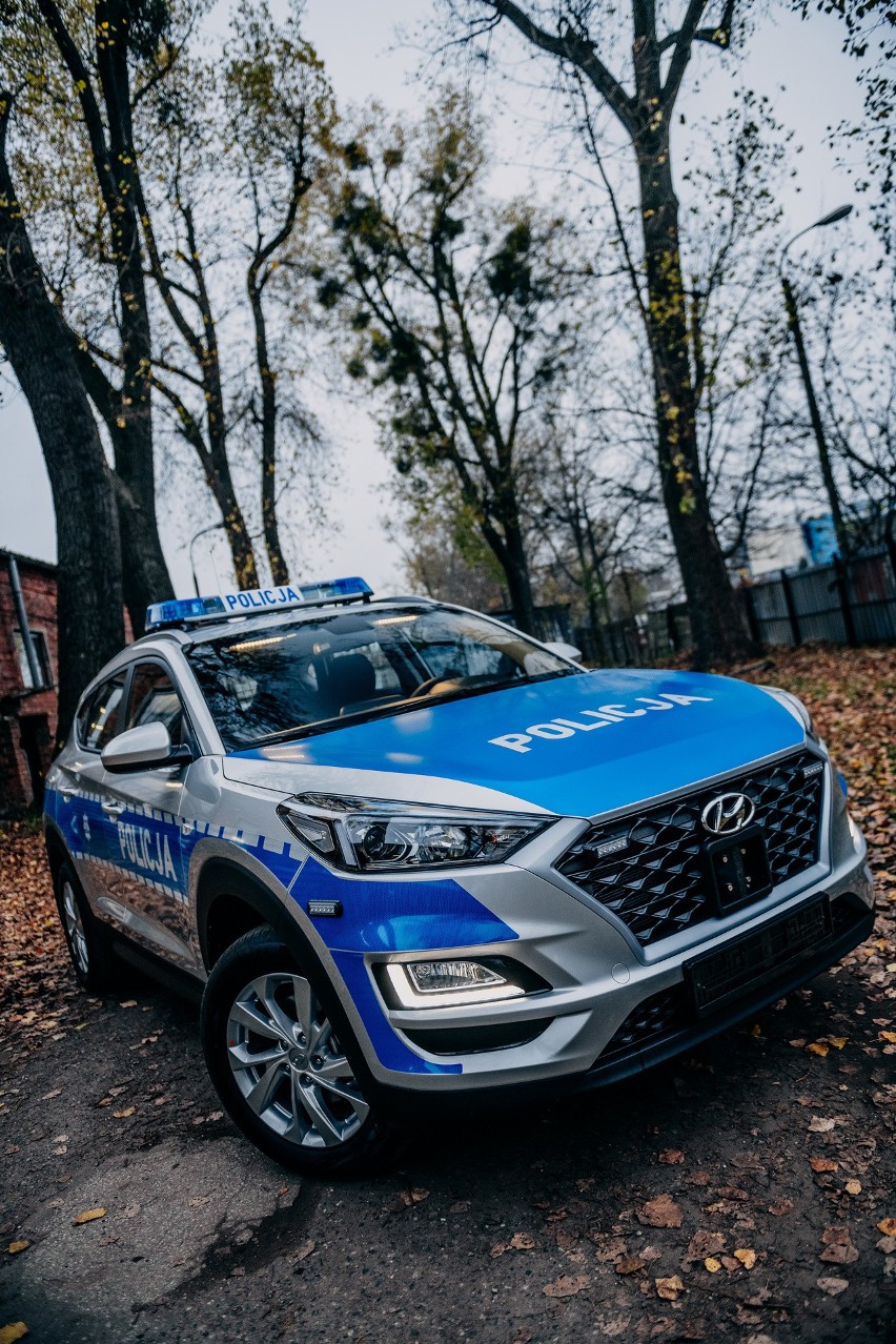 Polska Policja odebrała zamówienie stu radiowozów Hyundai...