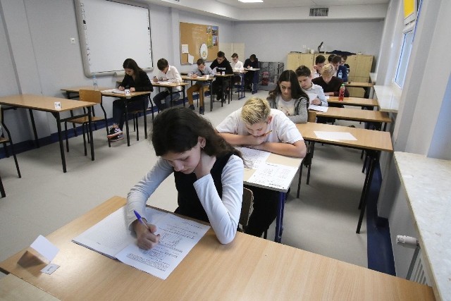 Egzamin pisali między innymi uczniowie Zespołu Szkół imienia Juliusza Verne'a w Kielcach