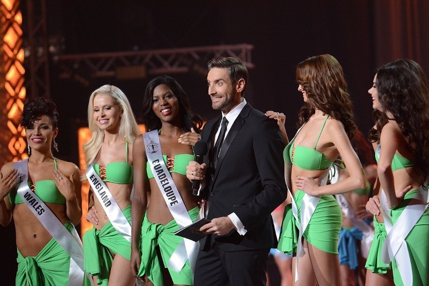 Maciej Dowbor i kandydatki do tytułu Miss Supranational 2015...