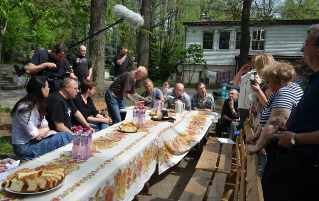 Zapłacą, żeby żyć jak bezdomni