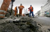 Wrocław: Tutaj drogowcy łatają dziś dziury (LISTA ULIC)