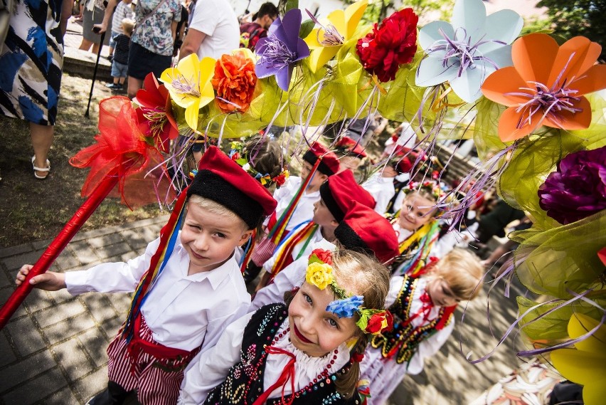 XXXV Dziecięcy Przegląd Folkloru Wiejskiego...