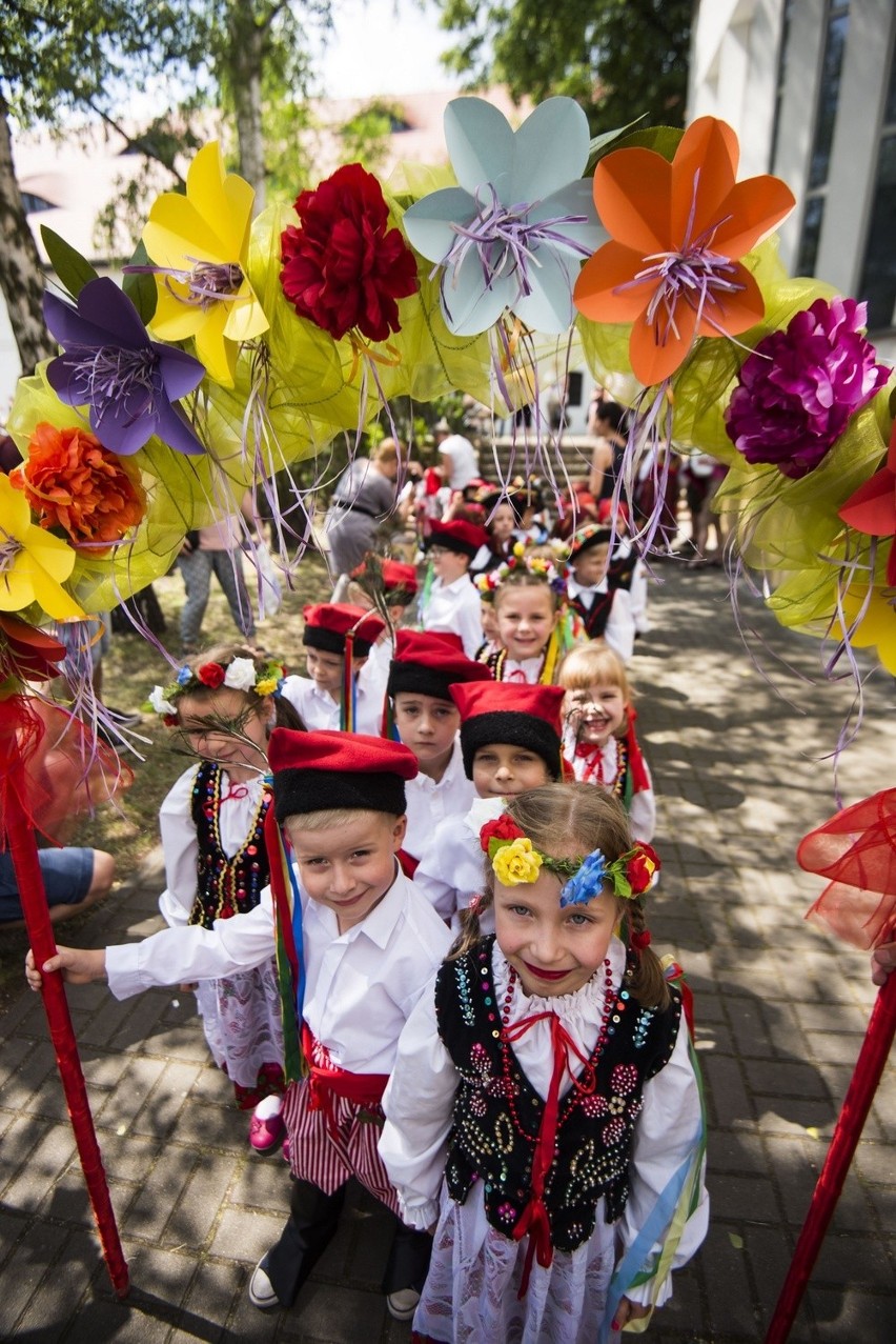 XXXV Dziecięcy Przegląd Folkloru Wiejskiego...