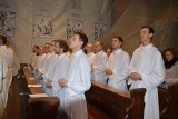 Diecezja opolska ma 58 nowych nadzwyczajnych szafarzy Komunii Świętej