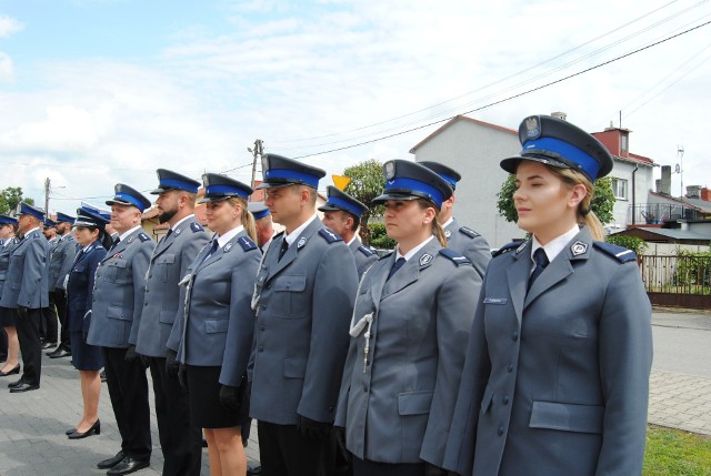 Obchody Powiatowego Święta Policji we Włoszczowie. Więcej na następnych zdjęciach >>>