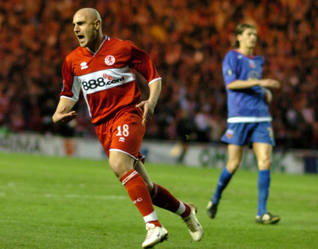 Ofensywny pomocnik Middlesbrough Massimo Maccarone (z lewej) dokonał niezwykłych rzeczy.