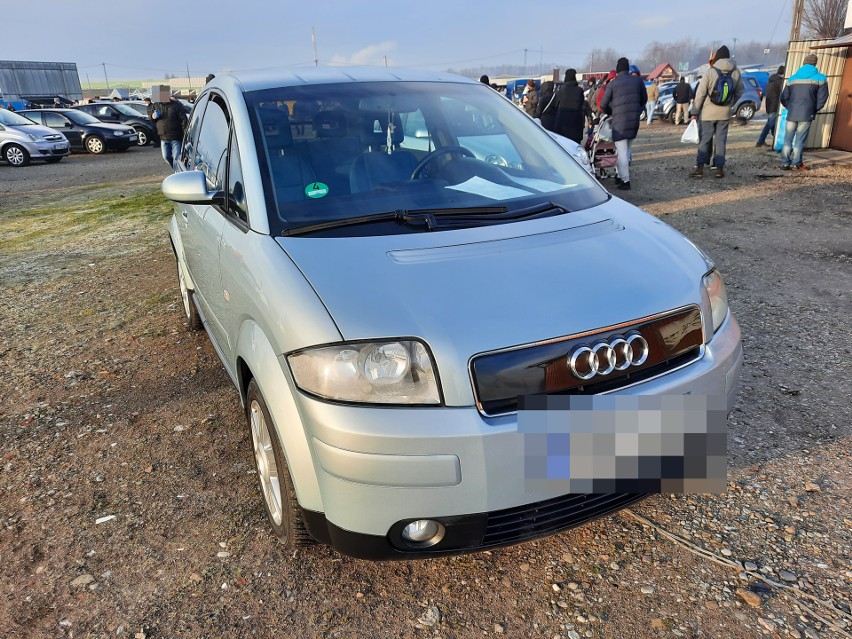 3. Audi A2 z silnikiem benzynowym 1.4 l. Jeszcze na...