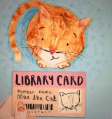 Kot Max wyrzucony z biblioteki stał się gwiazdą internetu [ZDJĘCIA]