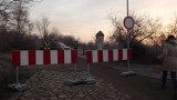 Mój reporter: Czy burmistrz Siechnic miał prawo zamknąć drogę Blizanowice - Trestno? 