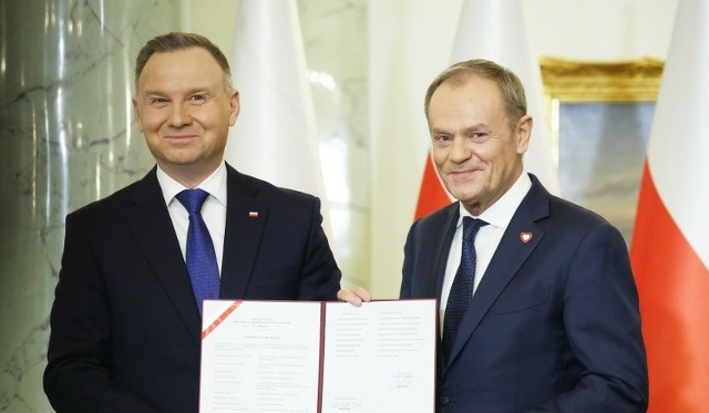 Do spotkania prezydenta i szefa rządu ma dojść w poniedziałek godz. 11:00.