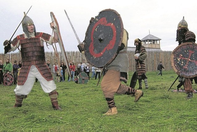 Pokazy akrobatów czy inscenizacje średniowiecznych bitew to na pewno ciekawe pomysły. Przydałoby się znacznie więcej takich imprez na Partynicach